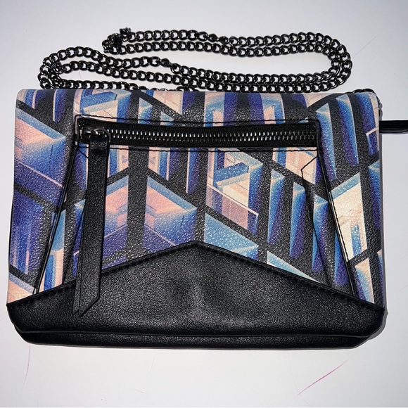 Danielle Nicole Geometric Black and Blue Crossbody Bag with Chain Strap - Picture 1 of 12
